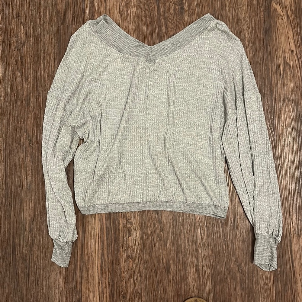 Pink Lily V Neck Sweater - Gray